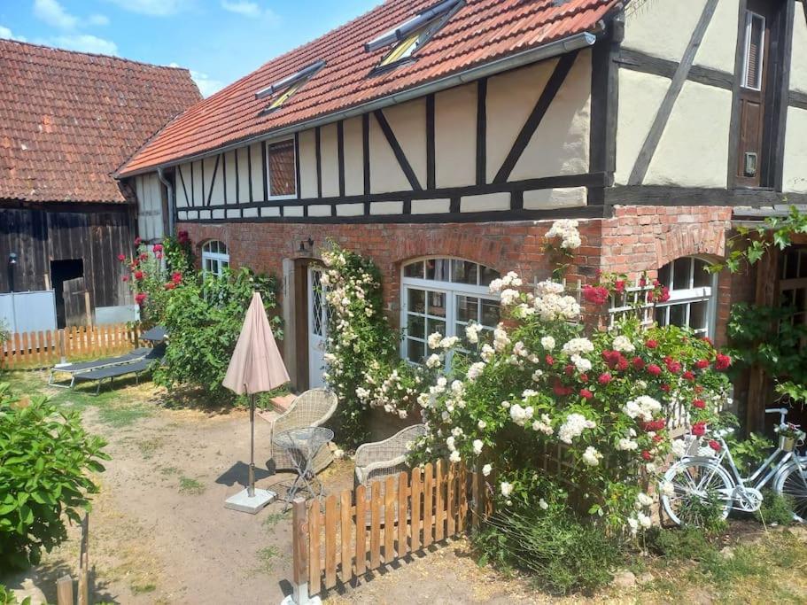 Romantisches Rosencottage Hofheim in Unterfranken Zewnętrze zdjęcie